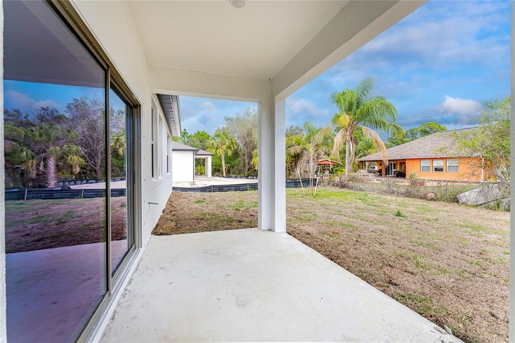 Active With Contract: $329,900 (4 beds, 2 baths, 1810 Square Feet)