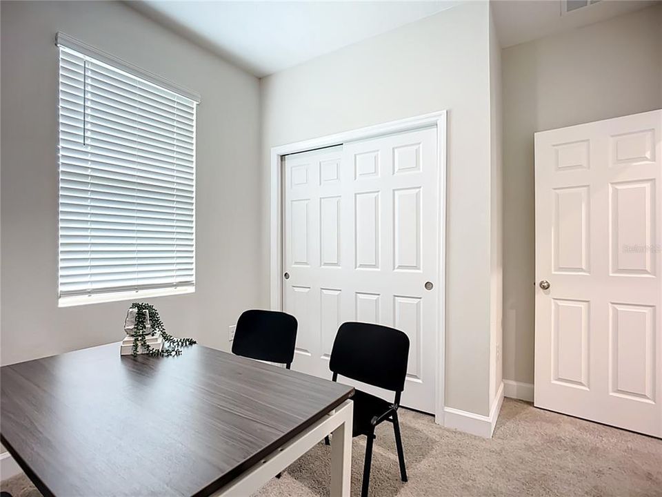Active With Contract: $329,900 (4 beds, 2 baths, 1810 Square Feet)