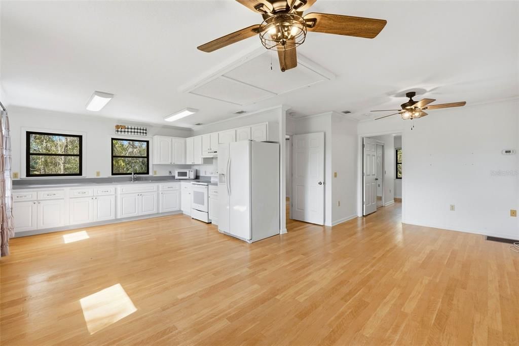 En Venta: $1,399,000 (2 camas, 1 baños, 864 Pies cuadrados)