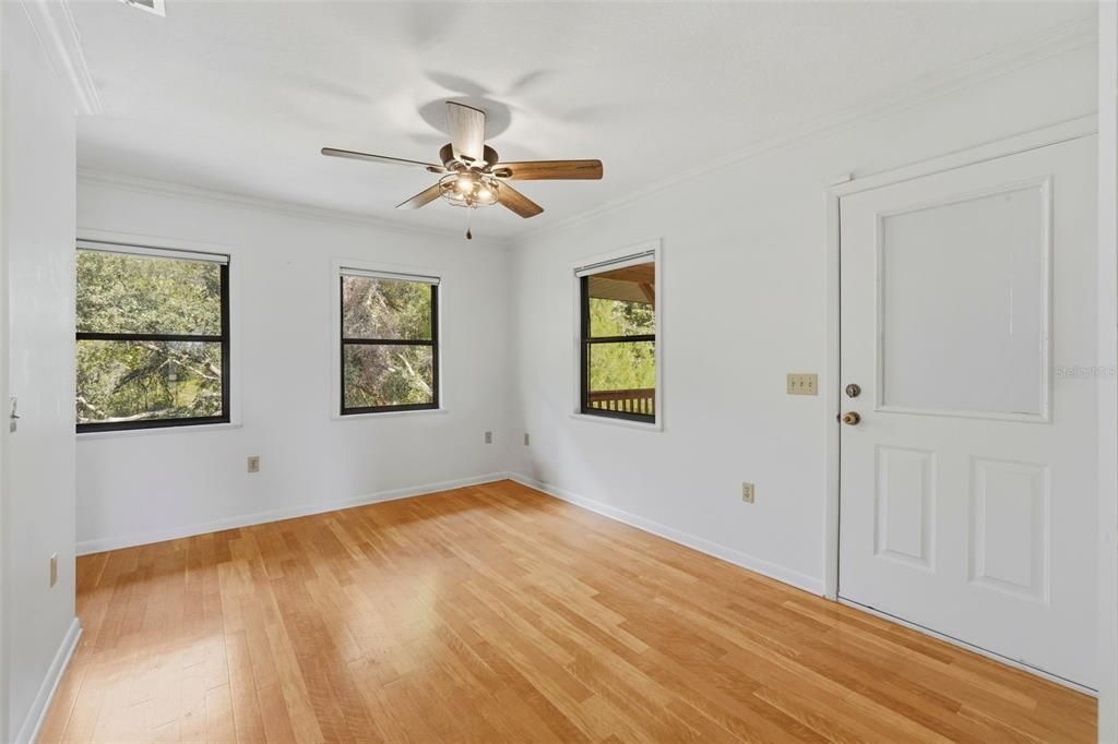 En Venta: $1,399,000 (2 camas, 1 baños, 864 Pies cuadrados)