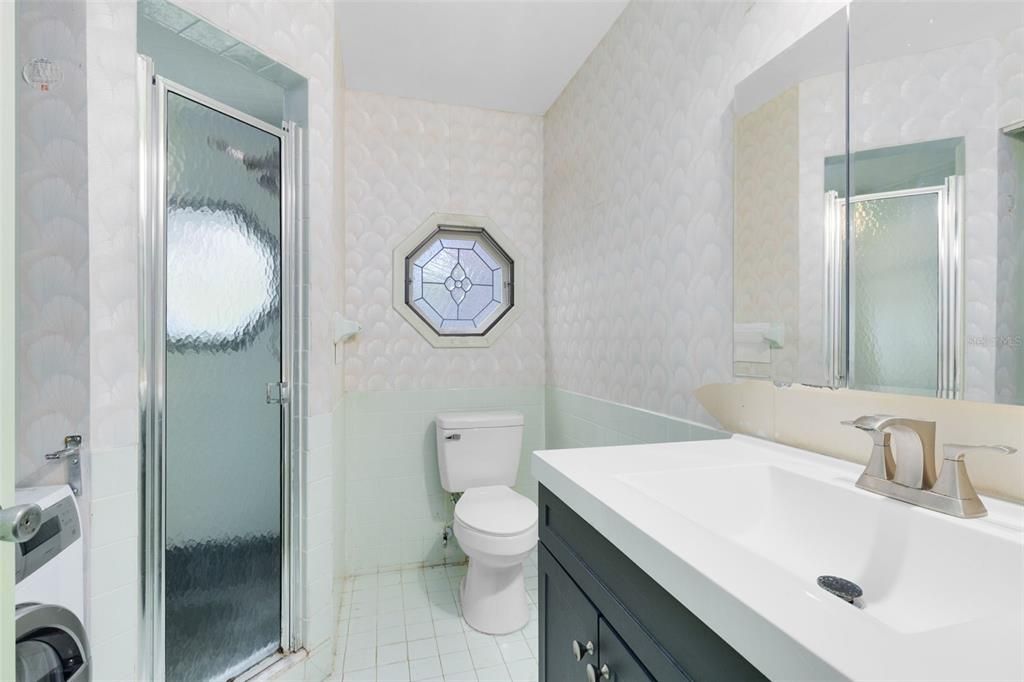 En Venta: $995,000 (9.32 acres)