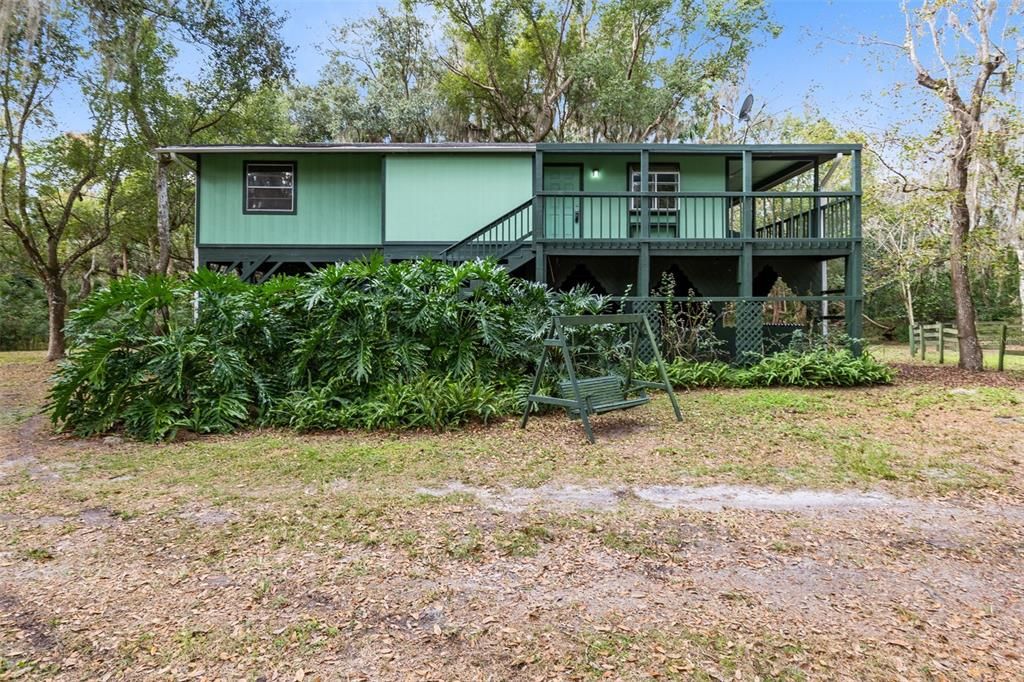 En Venta: $995,000 (9.32 acres)