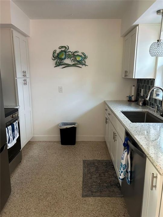 На продажу: $615,000 (2 спален, 0 ванн, 1372 Квадратных фут)