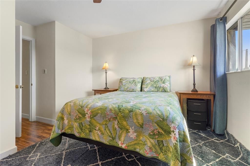Activo con contrato: $165,500 (3 camas, 3 baños, 1408 Pies cuadrados)