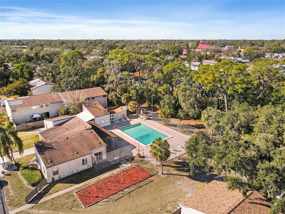 Activo con contrato: $165,500 (3 camas, 3 baños, 1408 Pies cuadrados)
