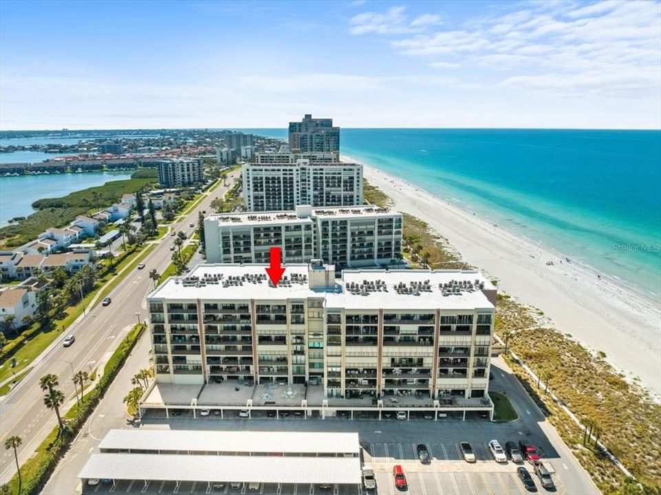 For Sale: $860,000 (3 beds, 2 baths, 1637 Square Feet)