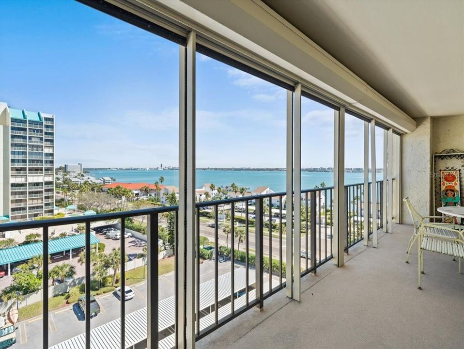 For Sale: $860,000 (3 beds, 2 baths, 1637 Square Feet)