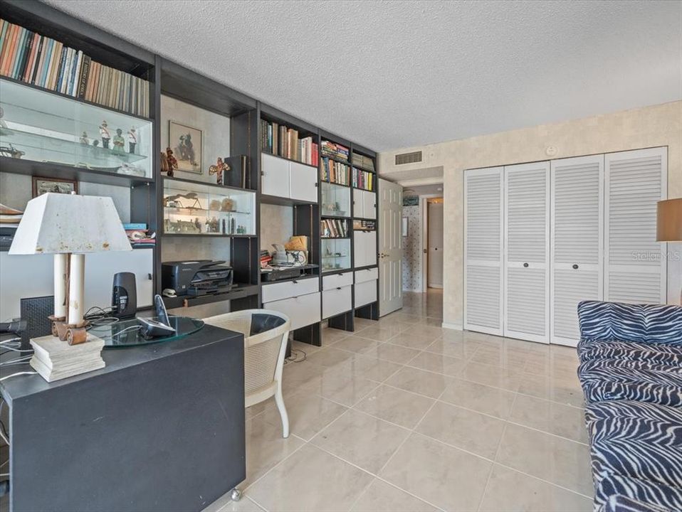 For Sale: $860,000 (3 beds, 2 baths, 1637 Square Feet)
