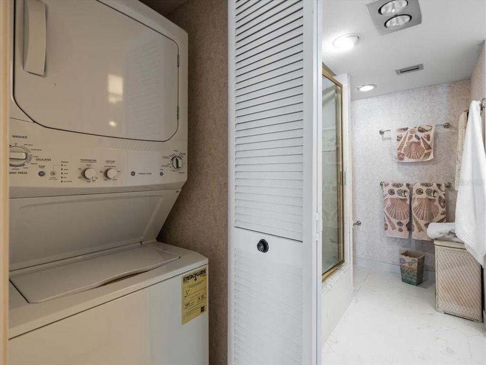 For Sale: $860,000 (3 beds, 2 baths, 1637 Square Feet)