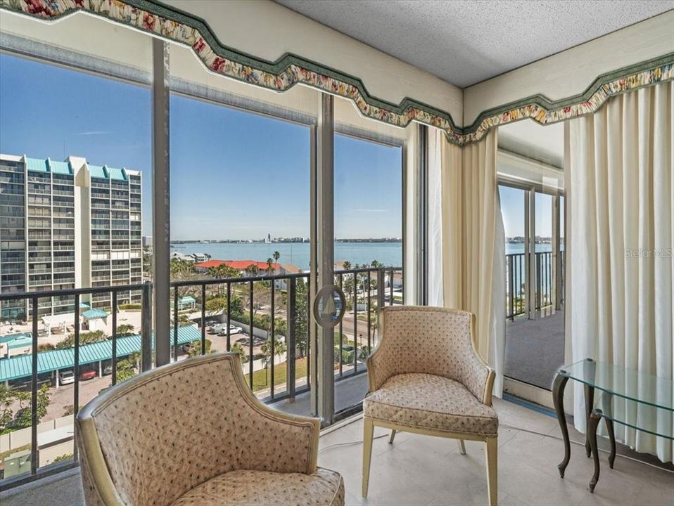 For Sale: $860,000 (3 beds, 2 baths, 1637 Square Feet)