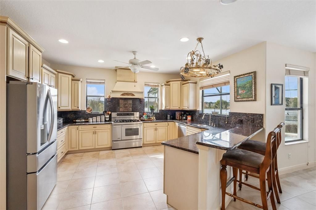 En Venta: $1,499,000 (4 camas, 3 baños, 3330 Pies cuadrados)