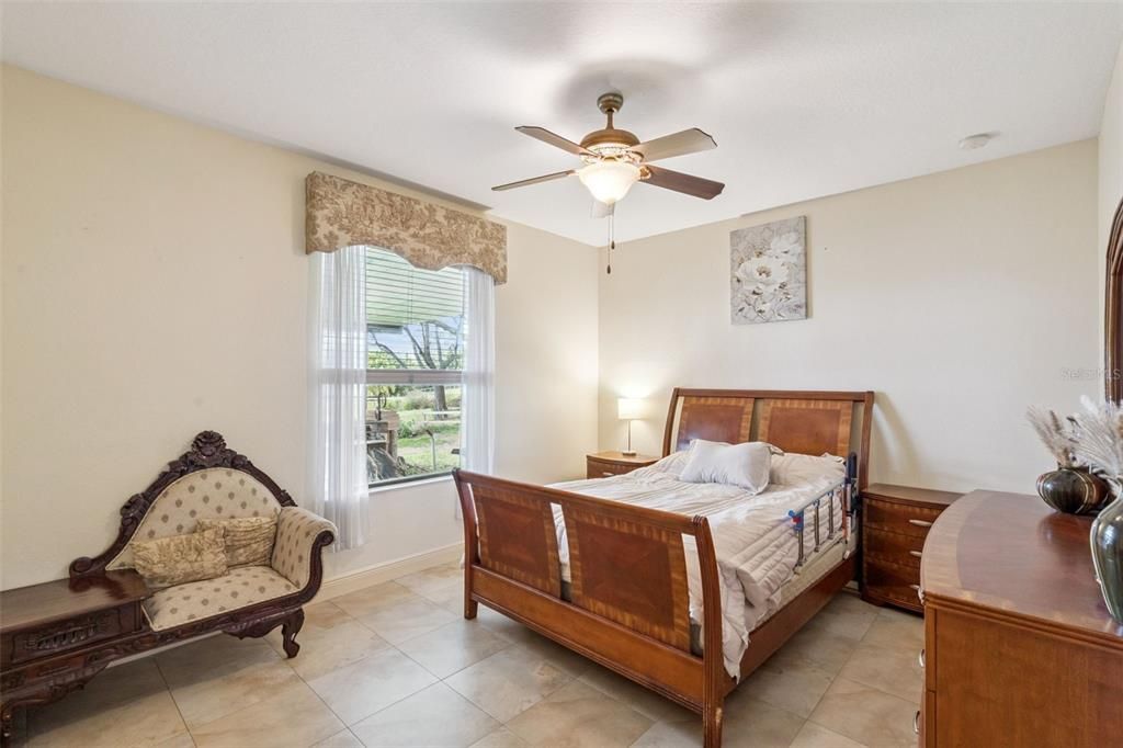 En Venta: $1,499,000 (4 camas, 3 baños, 3330 Pies cuadrados)