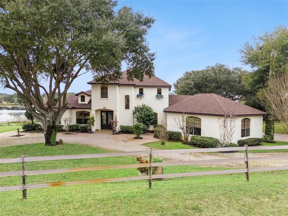 En Venta: $1,499,000 (4 camas, 3 baños, 3330 Pies cuadrados)