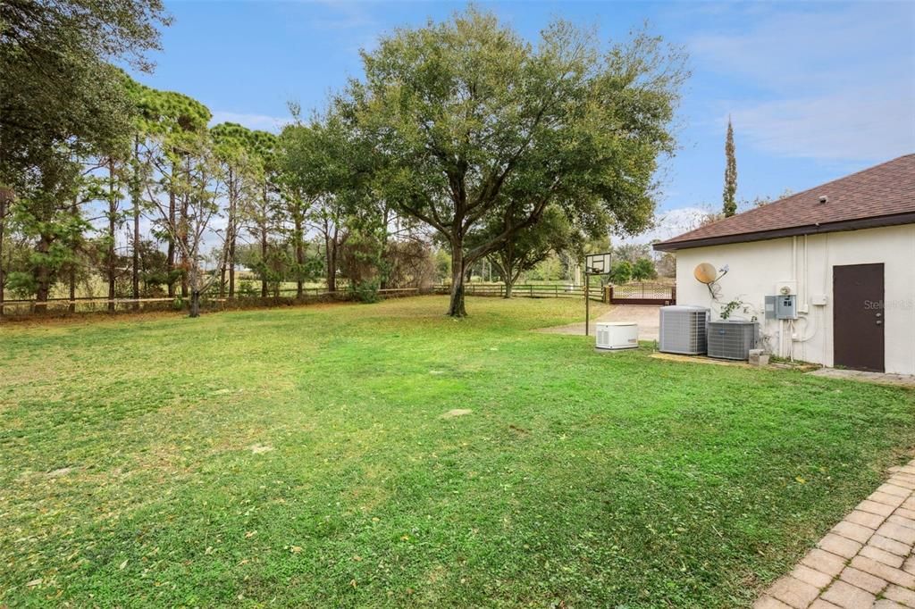 En Venta: $1,499,000 (4 camas, 3 baños, 3330 Pies cuadrados)