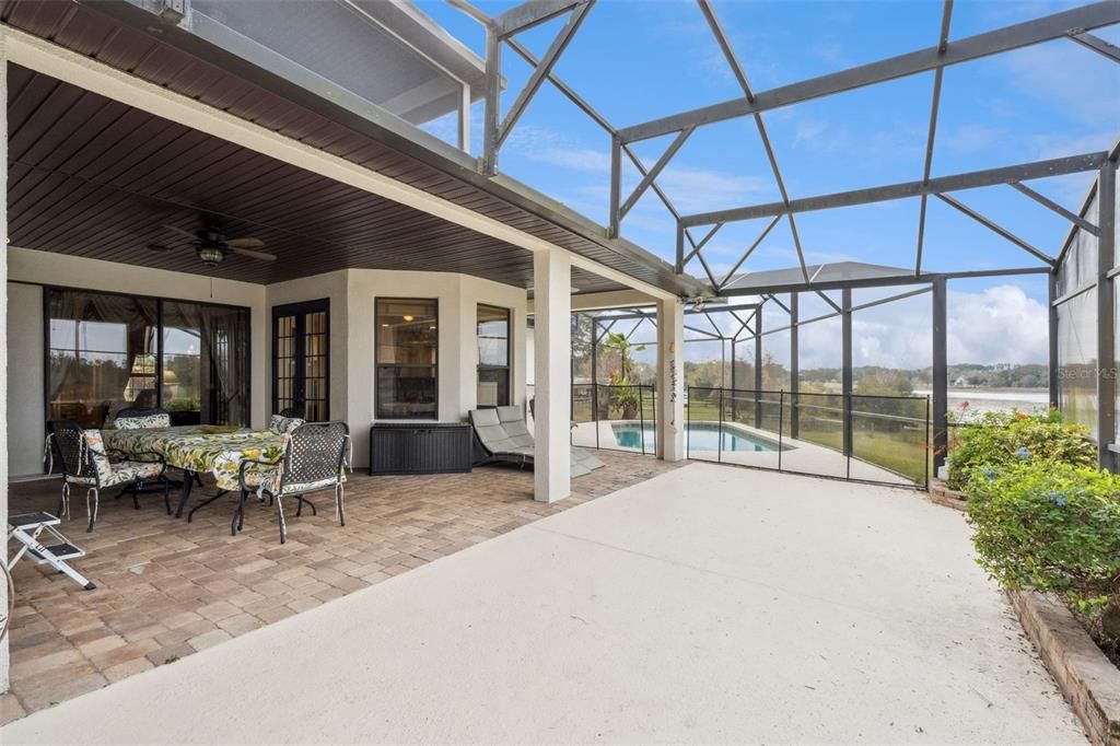 En Venta: $1,499,000 (4 camas, 3 baños, 3330 Pies cuadrados)