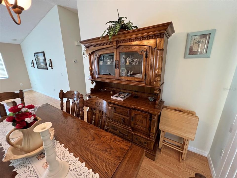 For Rent: $1,800 (2 beds, 2 baths, 1040 Square Feet)