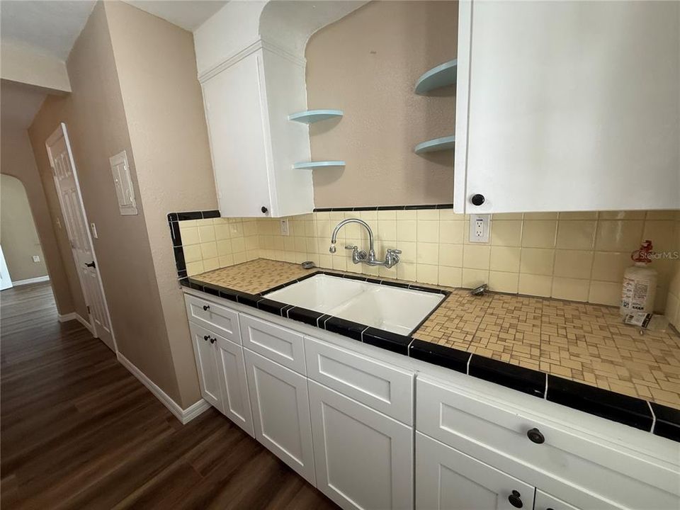 На продажу: $1,495,000 (4 спален, 0 ванн, 2871 Квадратных фут)