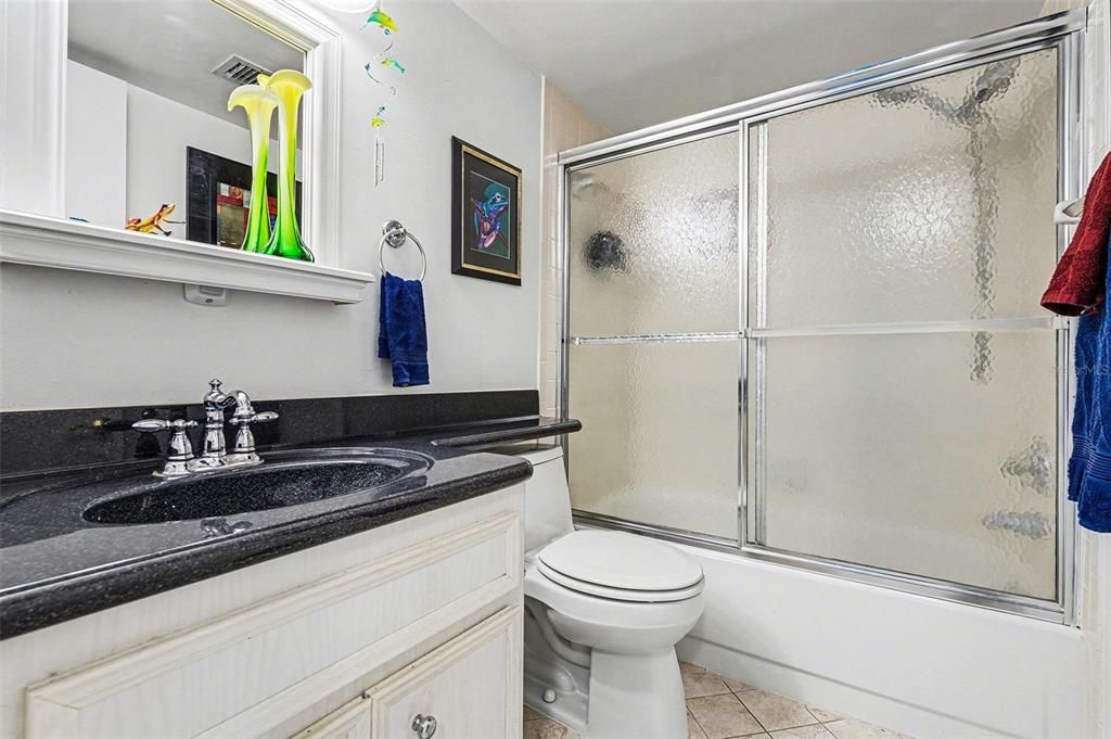 На продажу: $650,000 (2 спален, 2 ванн, 1317 Квадратных фут)