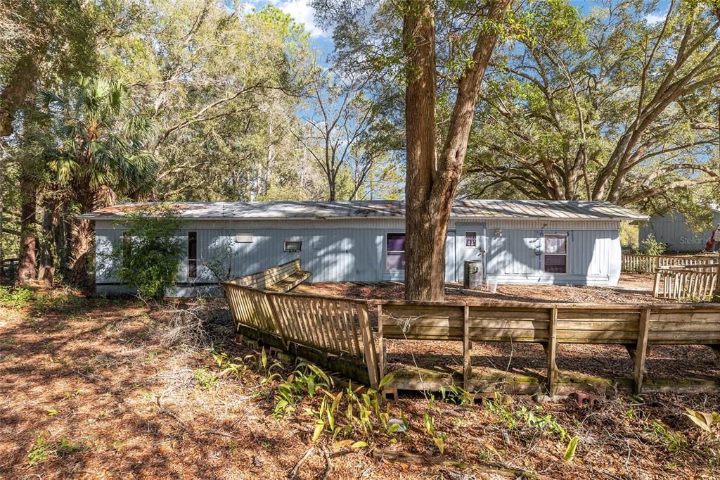 Active With Contract: $150,000 (2 beds, 1 baths, 720 Square Feet)