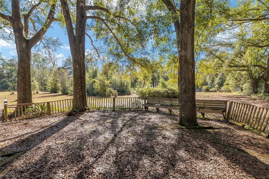 Active With Contract: $150,000 (2 beds, 1 baths, 720 Square Feet)