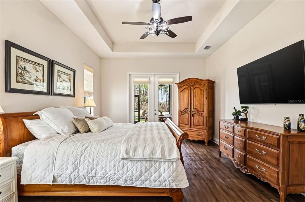 For Sale: $675,000 (3 beds, 2 baths, 2176 Square Feet)