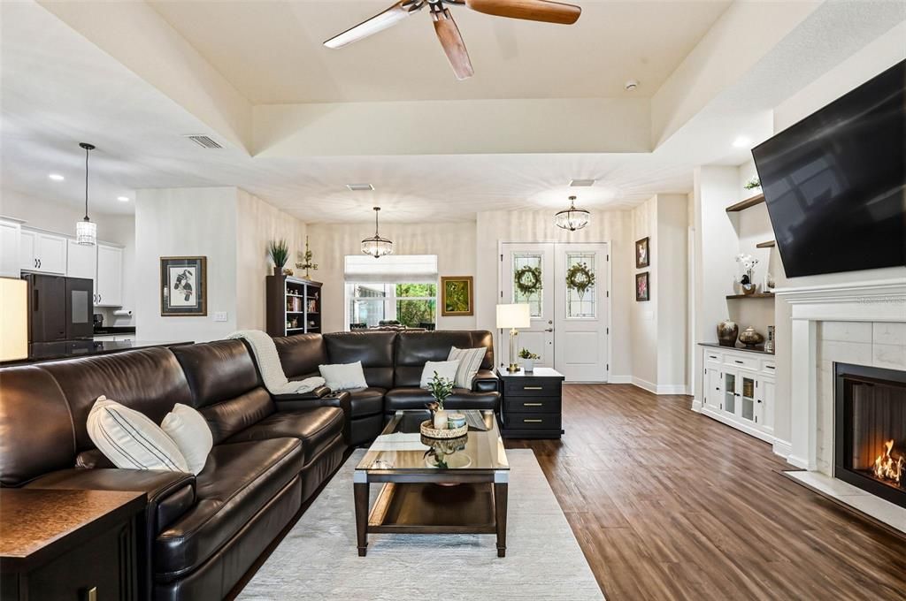 For Sale: $675,000 (3 beds, 2 baths, 2176 Square Feet)