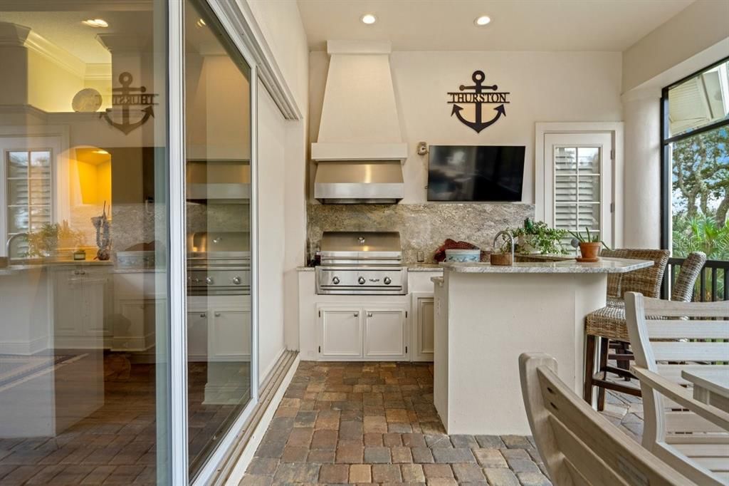 For Sale: $2,599,995 (5 beds, 6 baths, 4495 Square Feet)