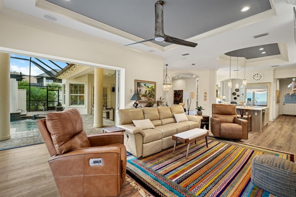 For Sale: $2,599,995 (5 beds, 6 baths, 4495 Square Feet)