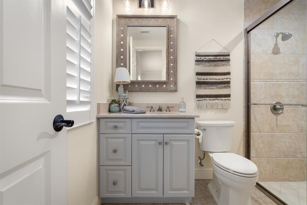 For Sale: $2,599,995 (5 beds, 6 baths, 4495 Square Feet)