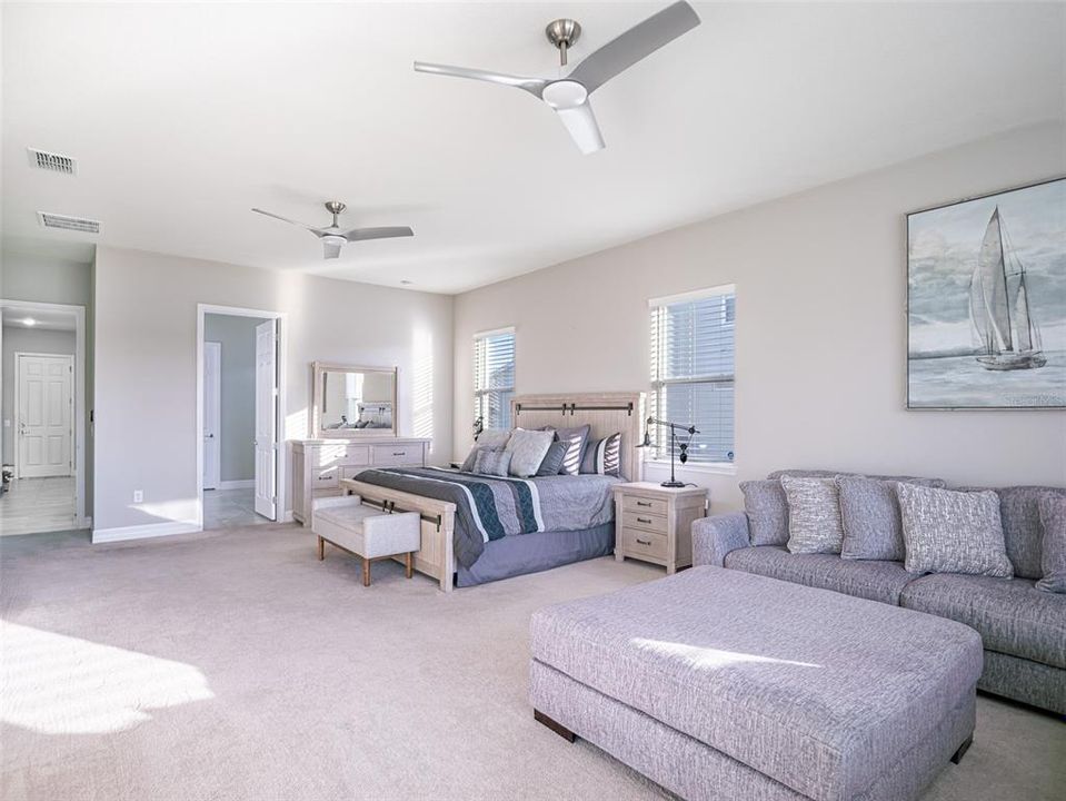 For Sale: $1,195,000 (6 beds, 5 baths, 5387 Square Feet)