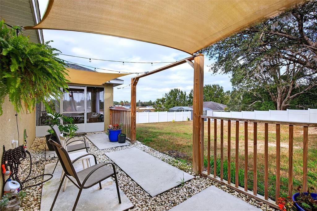 Active With Contract: $269,900 (3 beds, 2 baths, 1282 Square Feet)