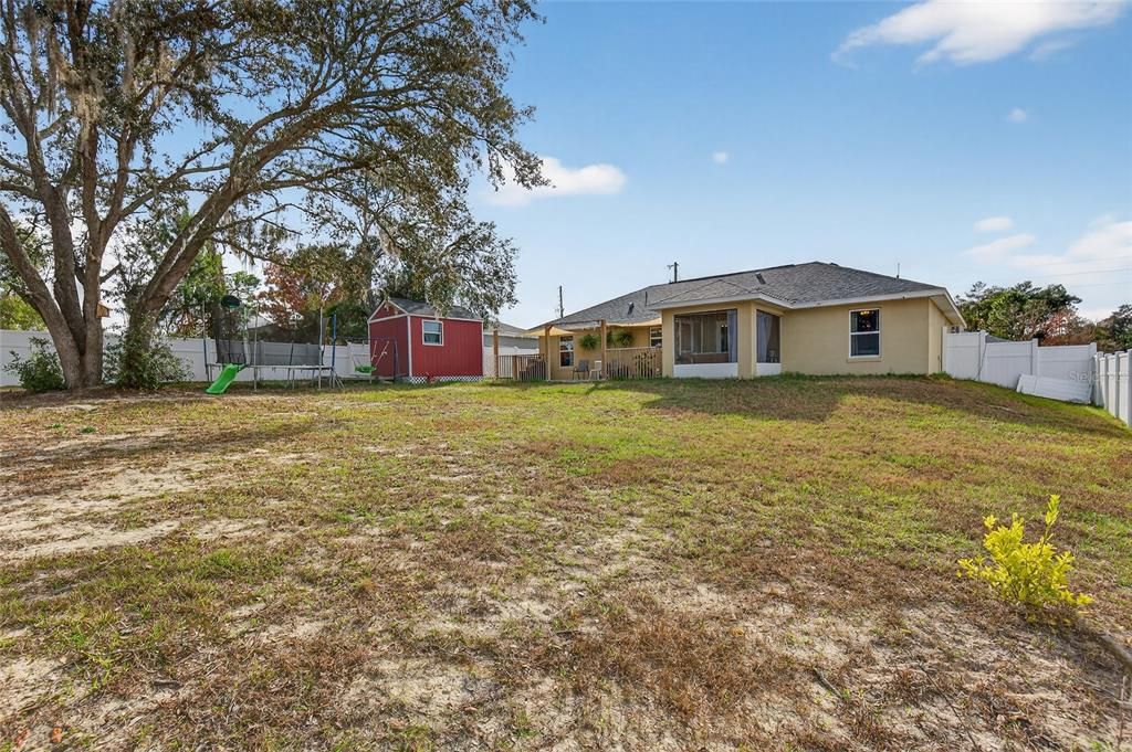 Active With Contract: $269,900 (3 beds, 2 baths, 1282 Square Feet)