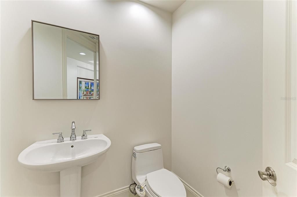 Activo con contrato: $499,000 (2 camas, 2 baños, 2051 Pies cuadrados)