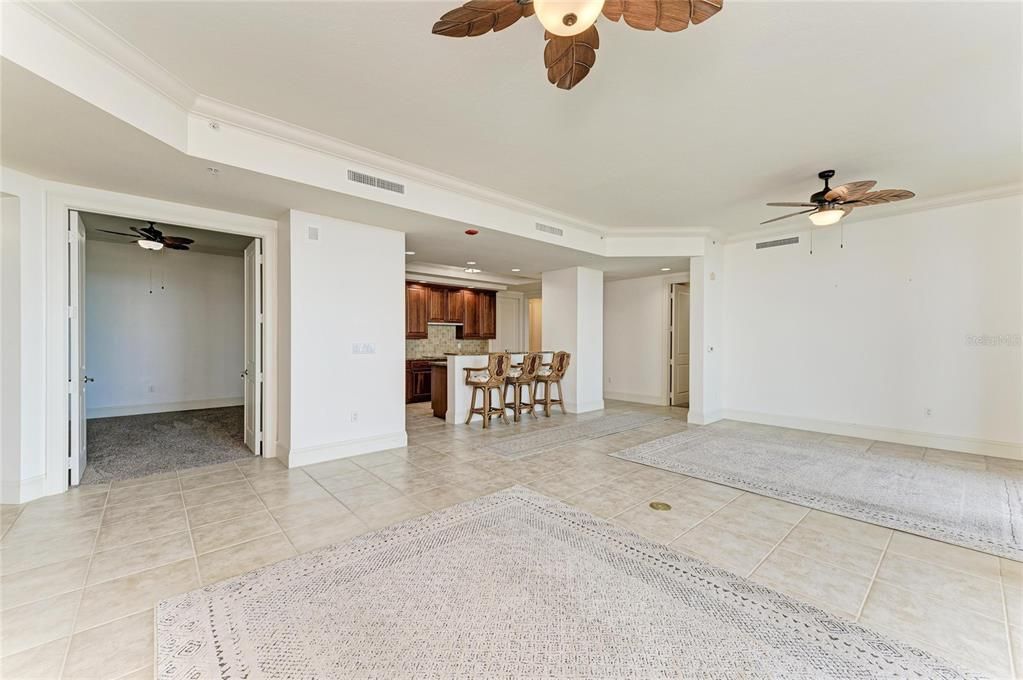 Activo con contrato: $499,000 (2 camas, 2 baños, 2051 Pies cuadrados)