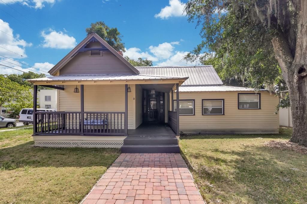 For Sale: $379,990 (3 beds, 0 baths, 1562 Square Feet)