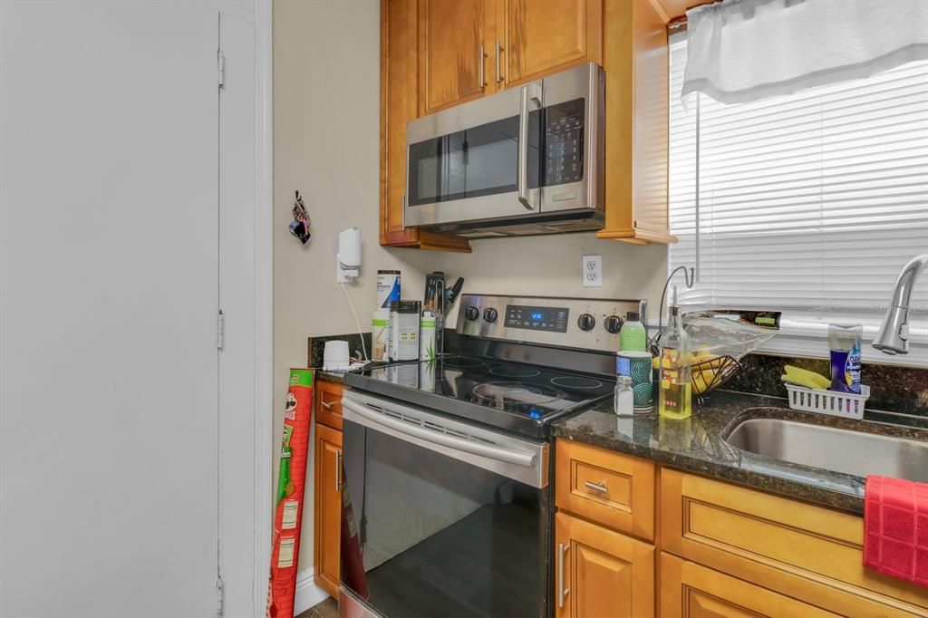 For Sale: $379,990 (3 beds, 0 baths, 1562 Square Feet)