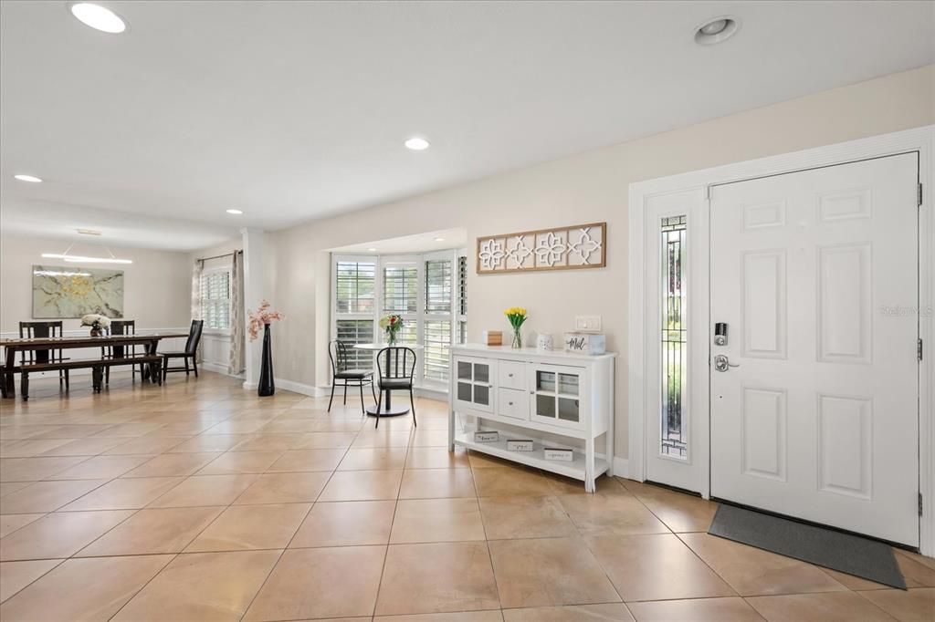 Activo con contrato: $849,000 (4 camas, 4 baños, 2995 Pies cuadrados)