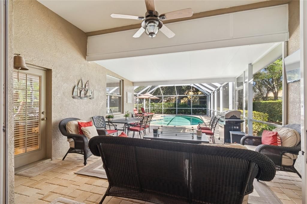Active With Contract: $759,000 (5 beds, 3 baths, 3236 Square Feet)