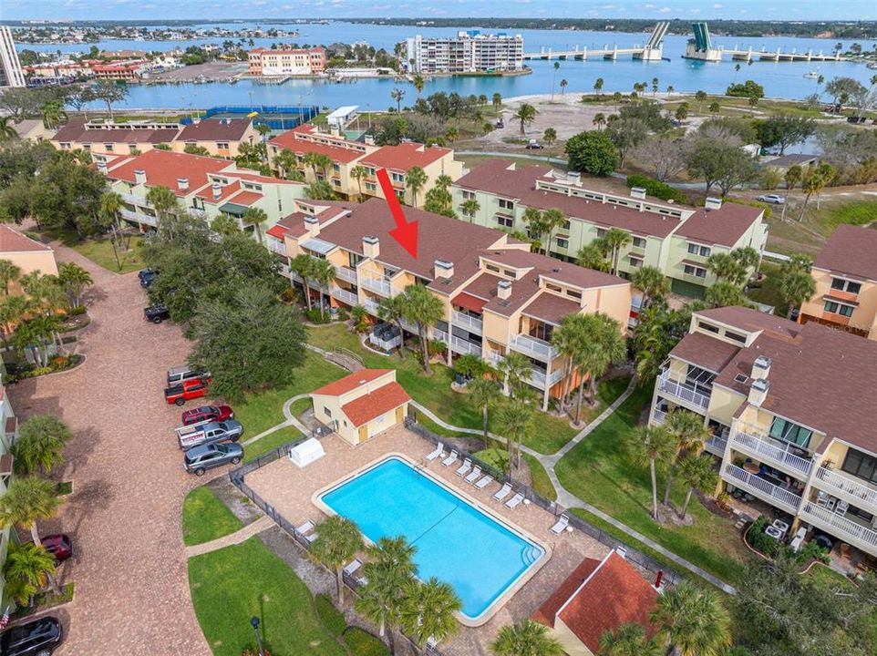 На продажу: $674,900 (2 спален, 2 ванн, 1750 Квадратных фут)