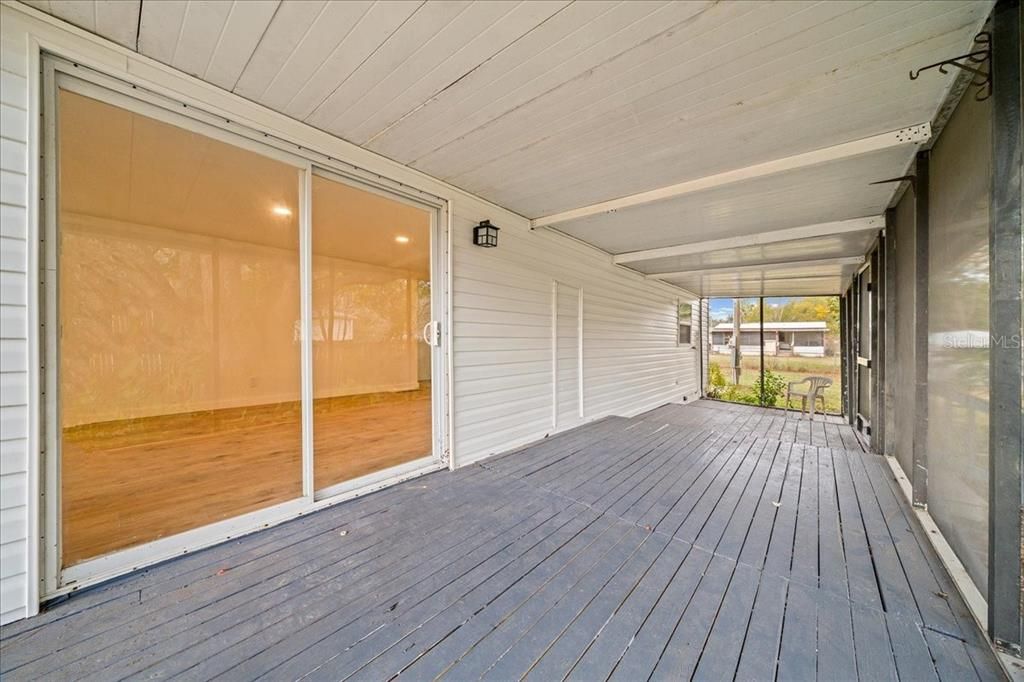 Activo con contrato: $169,000 (3 camas, 2 baños, 1344 Pies cuadrados)
