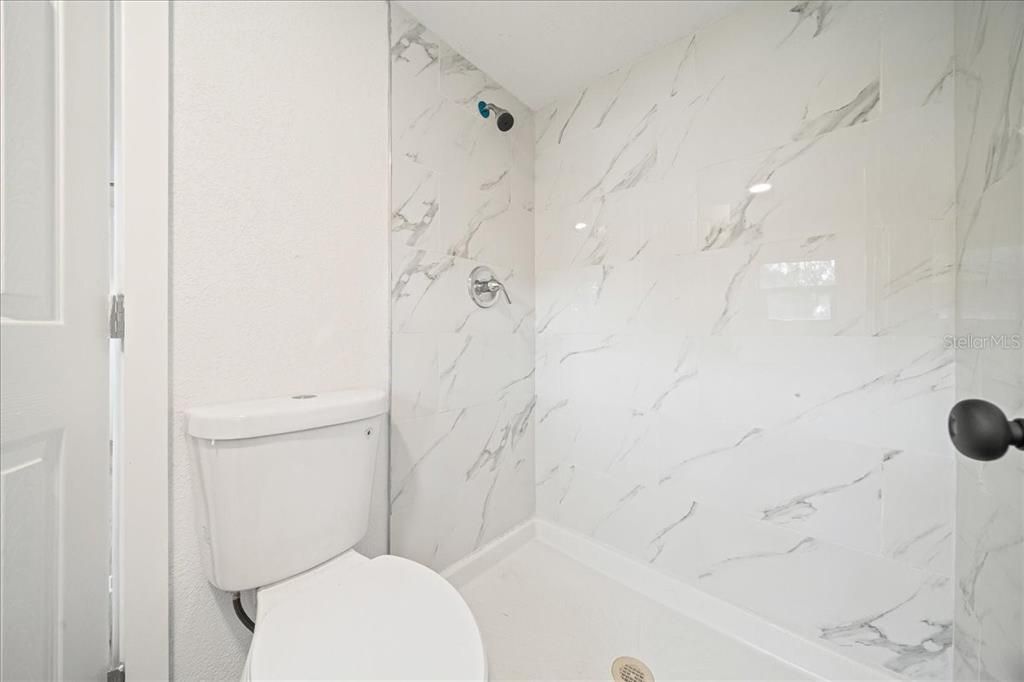 Activo con contrato: $169,000 (3 camas, 2 baños, 1344 Pies cuadrados)