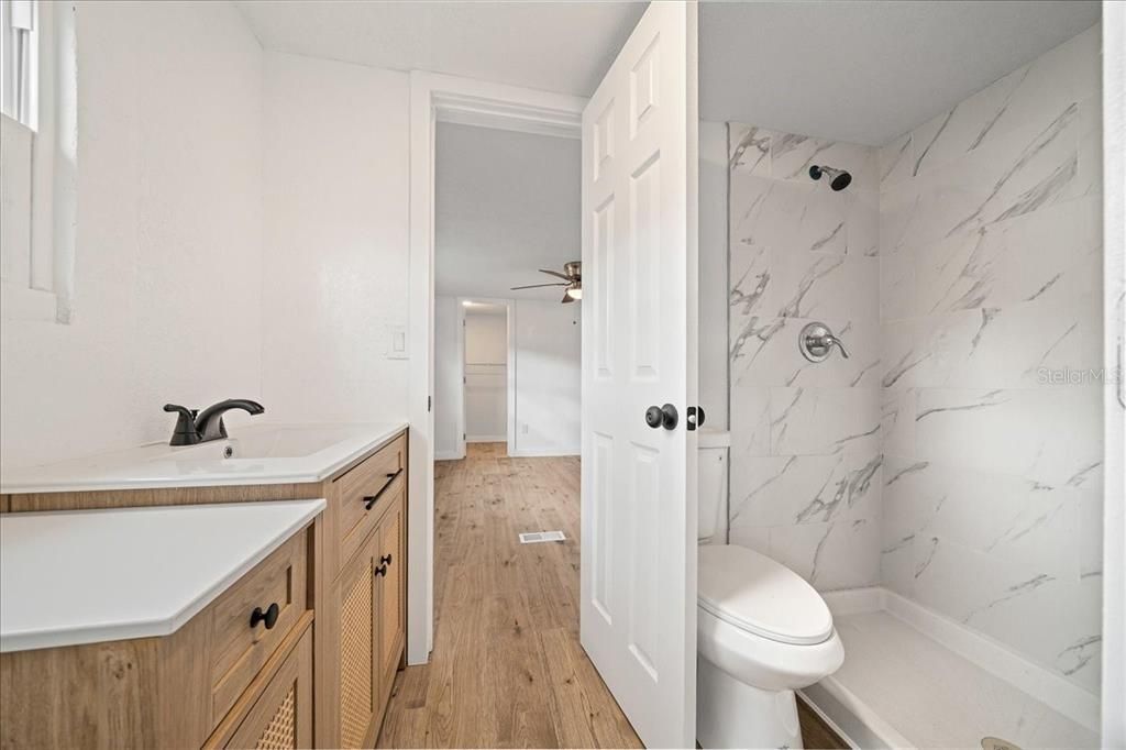 Activo con contrato: $169,000 (3 camas, 2 baños, 1344 Pies cuadrados)