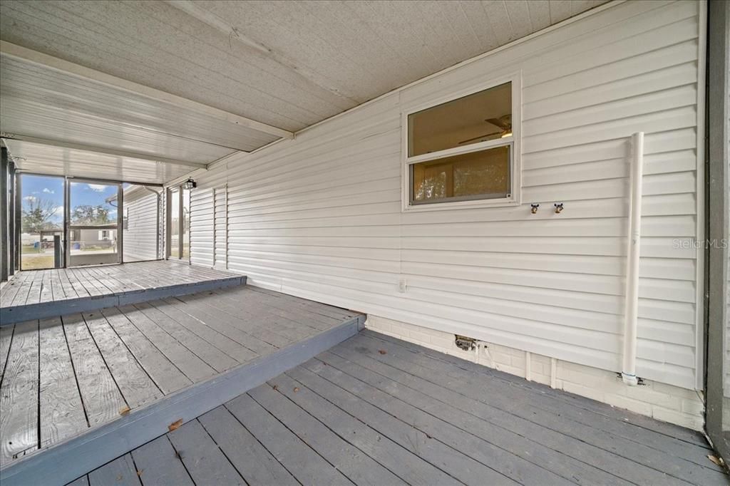 Activo con contrato: $169,000 (3 camas, 2 baños, 1344 Pies cuadrados)