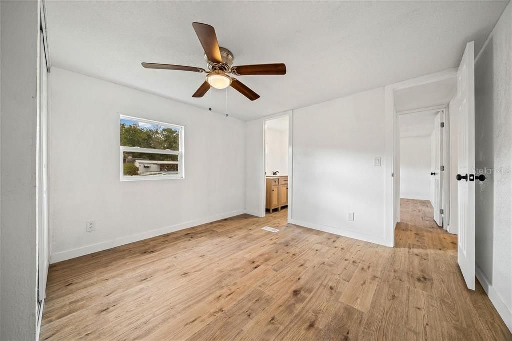 Activo con contrato: $169,000 (3 camas, 2 baños, 1344 Pies cuadrados)