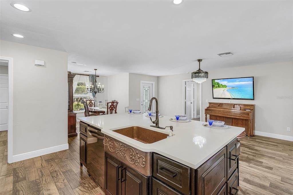 For Sale: $589,999 (3 beds, 2 baths, 1602 Square Feet)