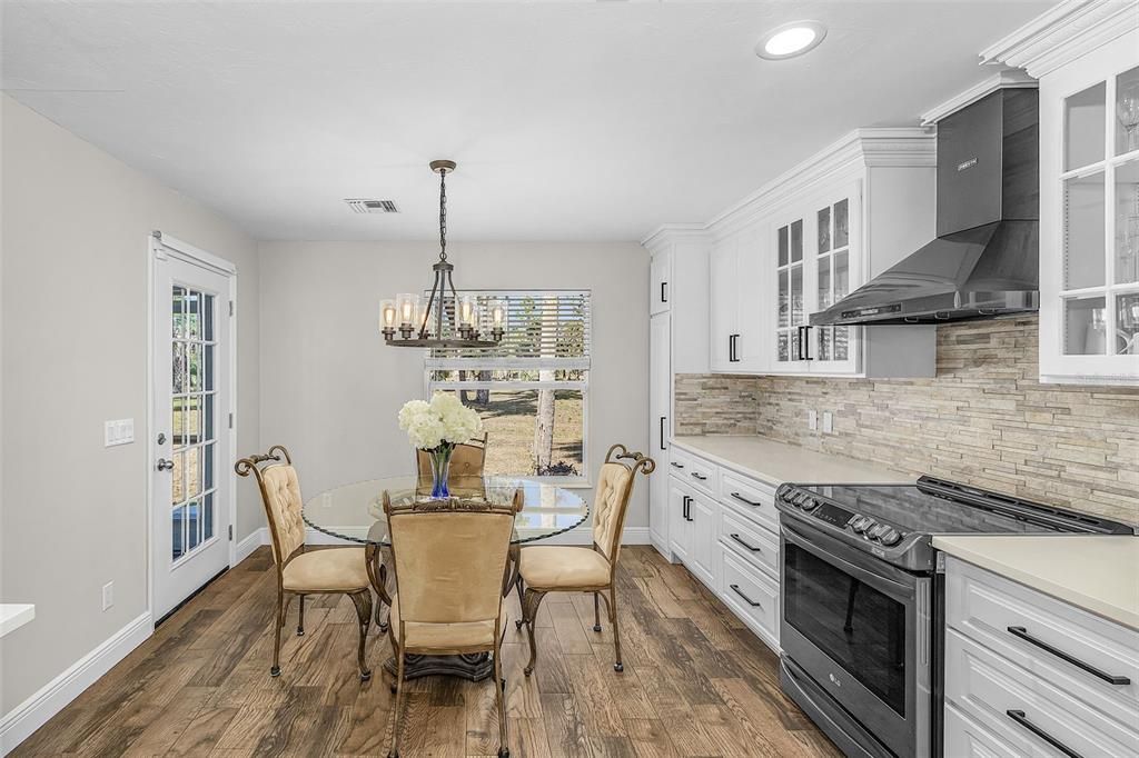 For Sale: $589,999 (3 beds, 2 baths, 1602 Square Feet)