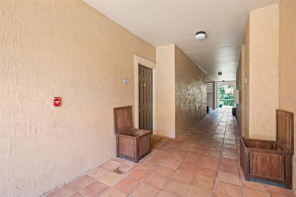 Active With Contract: $165,000 (3 beds, 2 baths, 1362 Square Feet)
