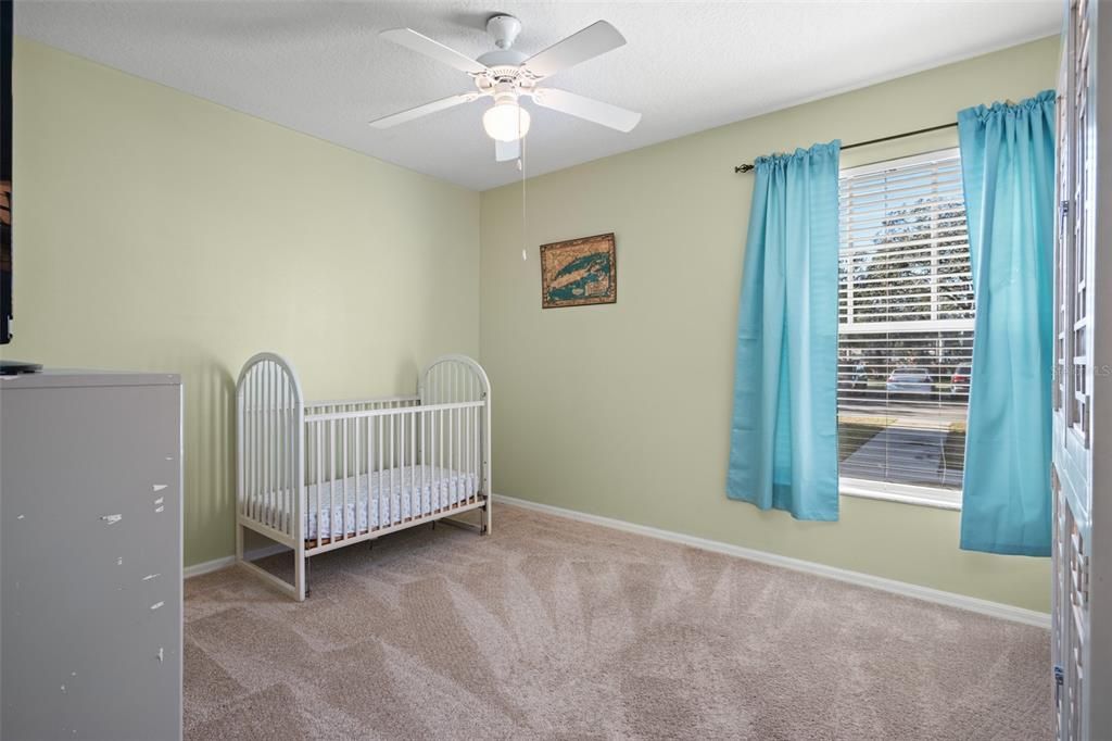Active With Contract: $165,000 (3 beds, 2 baths, 1362 Square Feet)