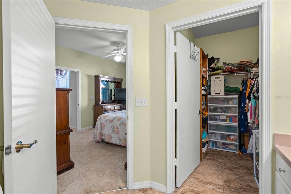 Active With Contract: $165,000 (3 beds, 2 baths, 1362 Square Feet)