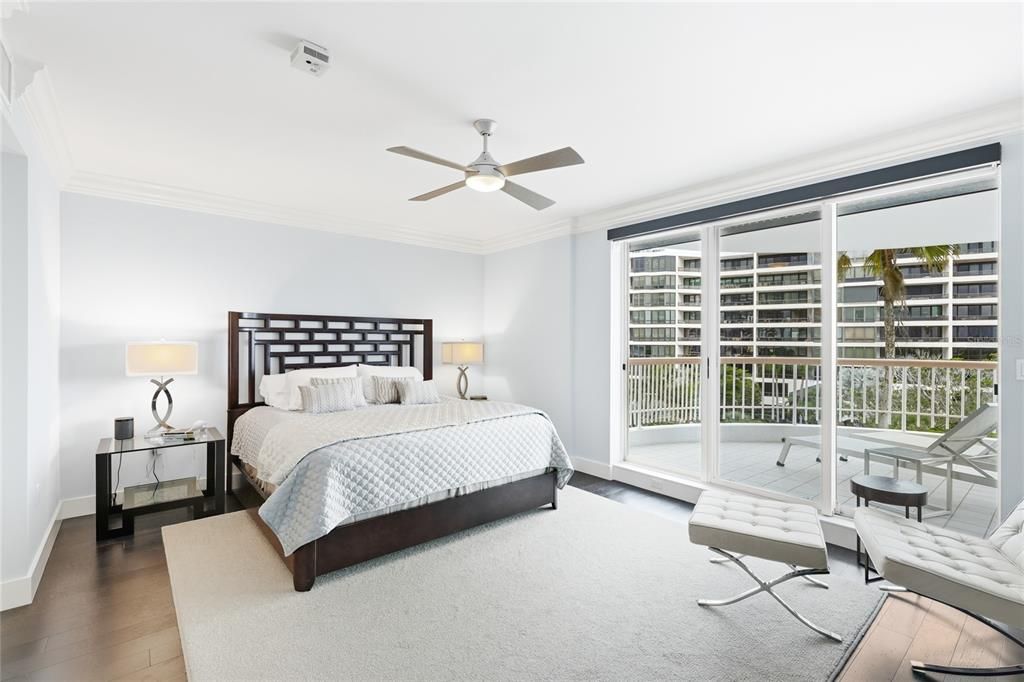 Activo con contrato: $2,399,000 (3 camas, 3 baños, 2780 Pies cuadrados)
